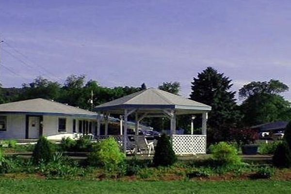 BUDGET INN CORNING (Corning)